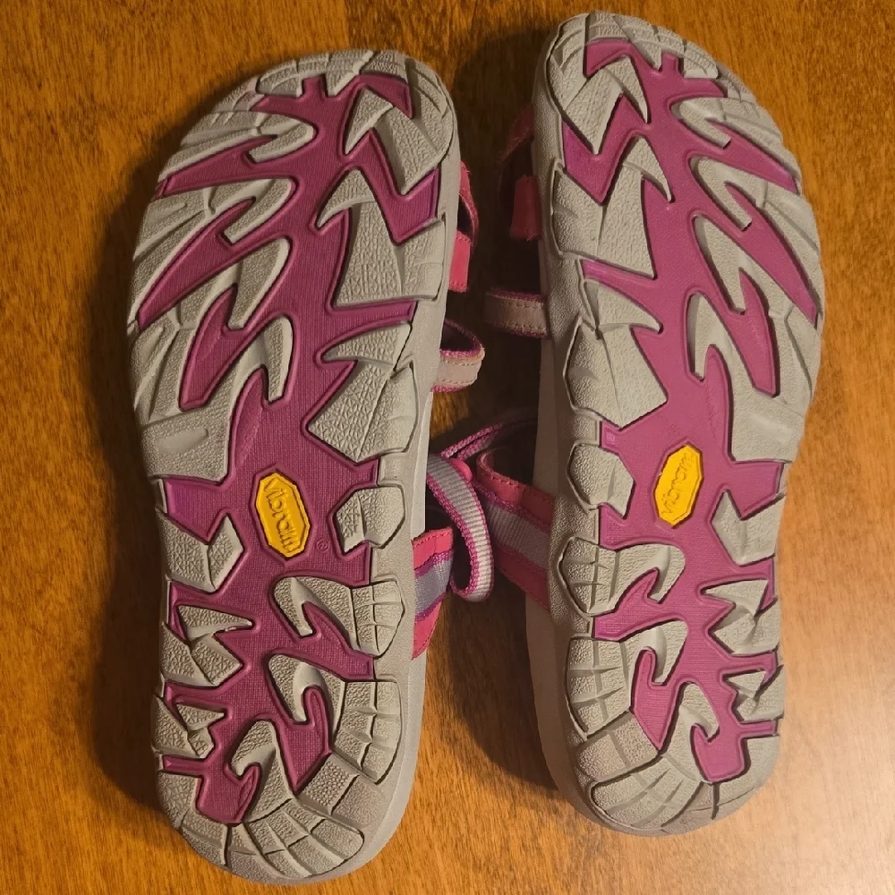 Vionic Pink and Gray Women's Mojave Sandals - Picture 5 of 6